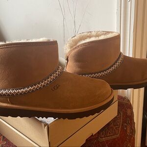 UGG Children’s Tan Winter Boots with Plush Lining